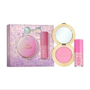 Too Faced Limited Edition Dream A Little Dream - Blush and Gloss Set